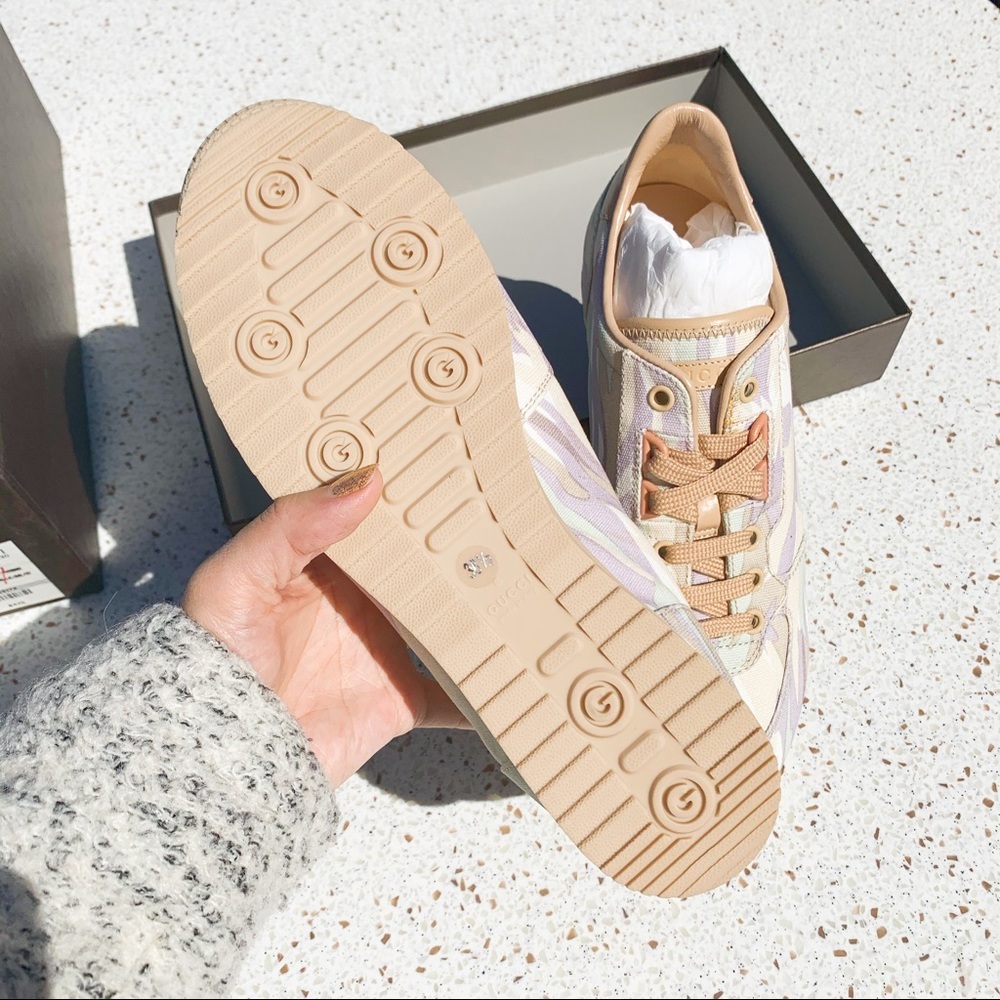 NIB Authentic Gucci​ Limited Abstract Prints Lace-up Round-toe Sneakers 37 - Picture 2 of 5